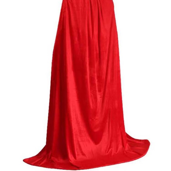 NWT Unisex Devil Red Halloween Cape With Hood For Adults, Single Layer - Picture 7 of 10